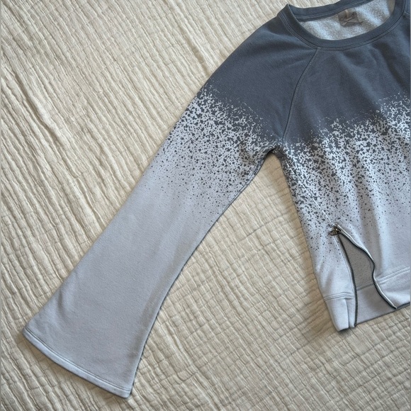 CALIA by Carrie Underwood Gradient Crewneck Sweatshirt with Zippers - Size Small - Picture 6 of 8